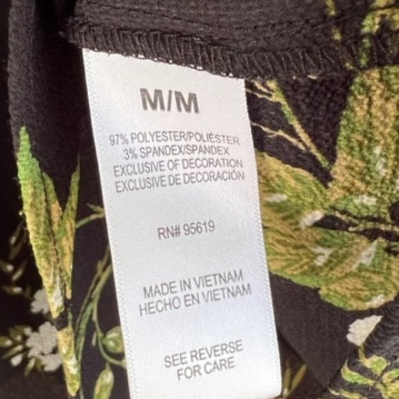 Dramatic Floral Top with Cut-Out Detail - Picture 9 of 10